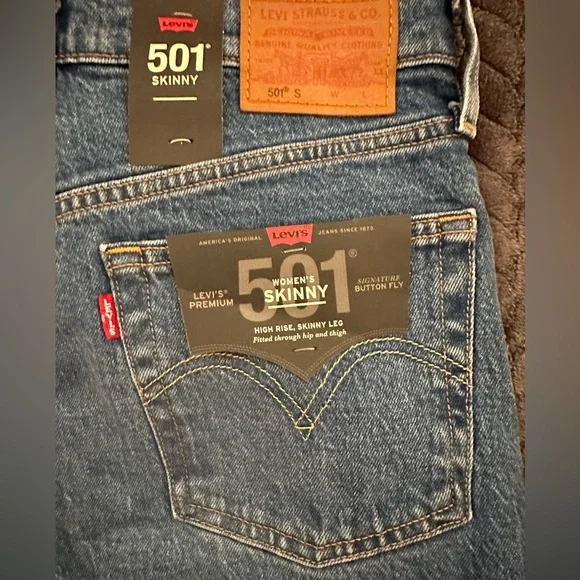 Levi's® Premium
501® SKINNY WOMEN'S JEANS - Picture 5 of 8